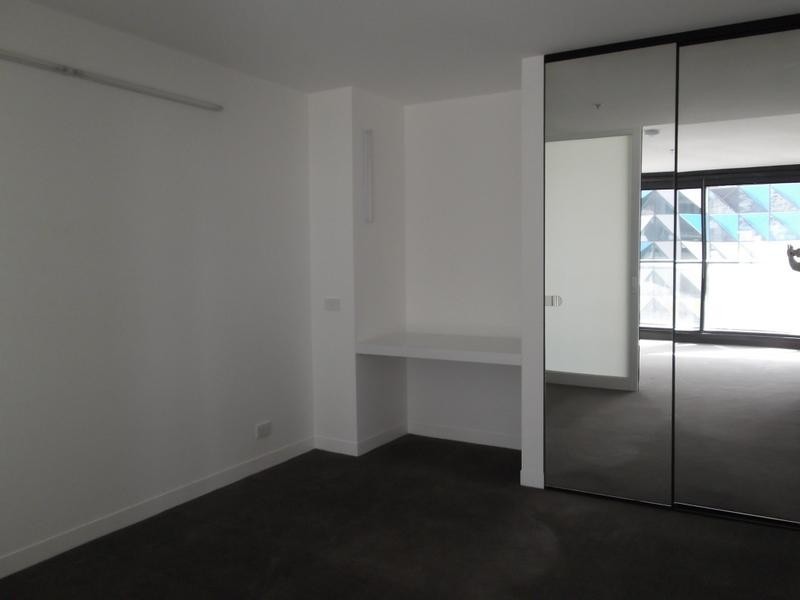 1010/31 Abeckett Street, Melbourne VIC 3000