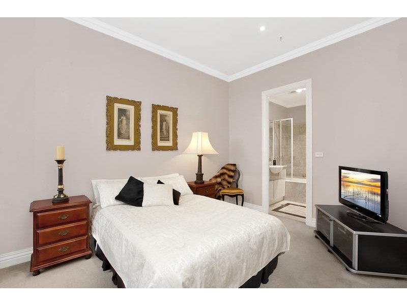 7D/27-37 Russell Street, Melbourne VIC 3000