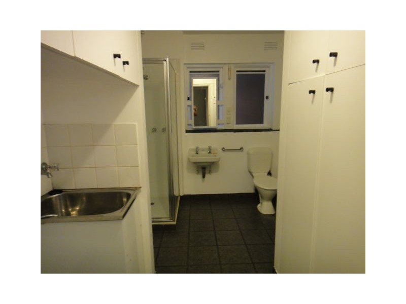 18/37 Haines Street, North Melbourne VIC 3051