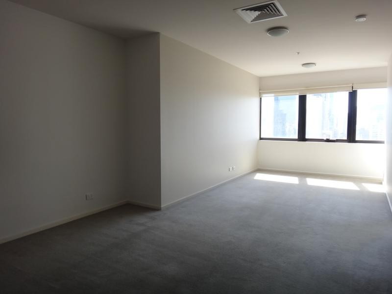 2004/250 Elizabeth Street, Melbourne VIC 3000