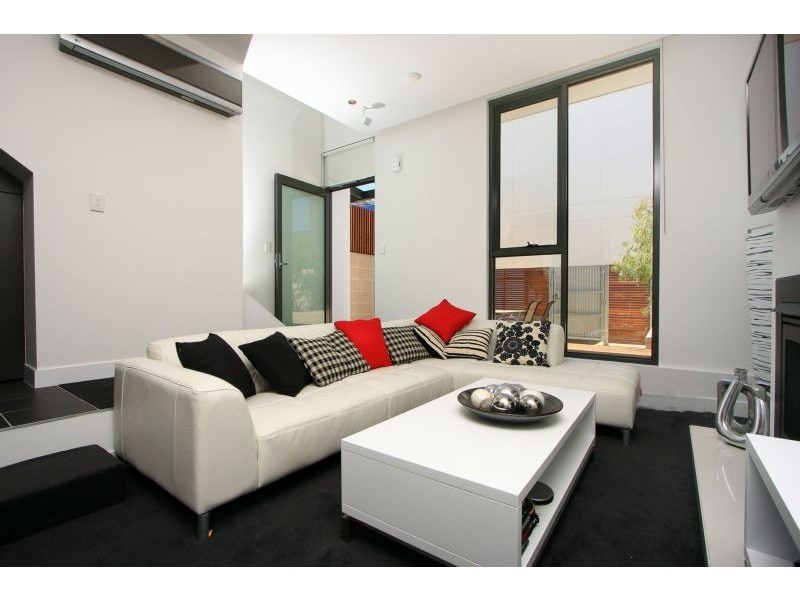 230/117 Studio Lane, Docklands VIC 3008