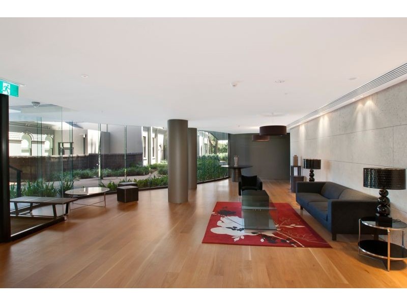 1303/55 Queens Road, Melbourne VIC 3004