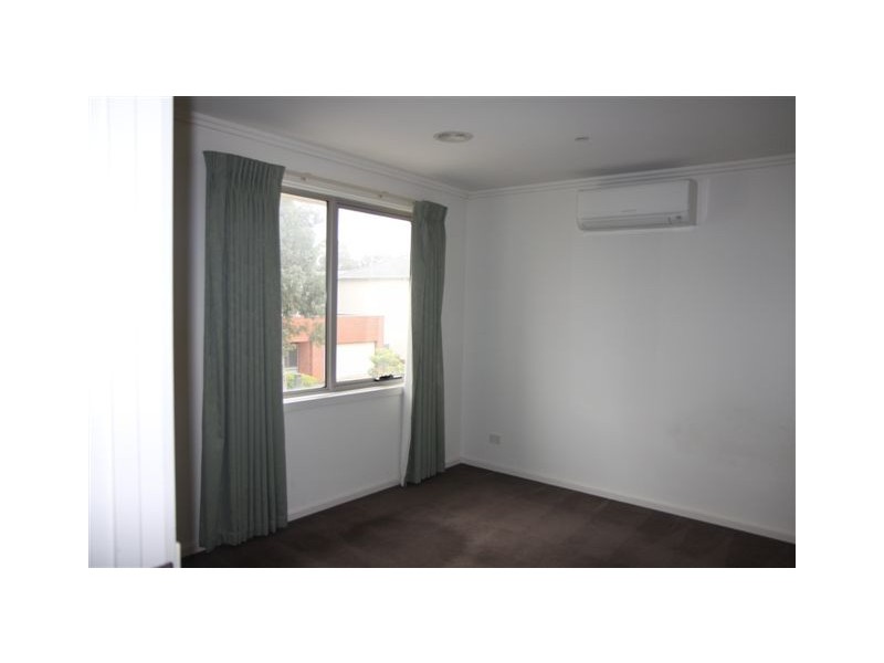 18 Sauvage Street, Parkville VIC 3052