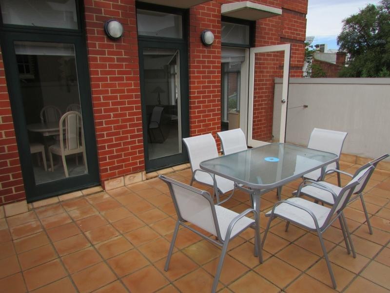 5/8 Webb Lane, East Melbourne VIC 3002