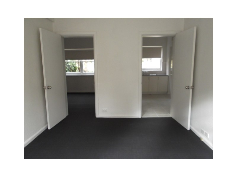 8/161 Wellington Parade, East Melbourne VIC 3002