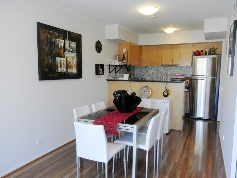 1018/118 Franklin Street, Melbourne VIC 3000