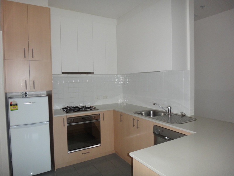 2509/250 Elizabeth Street, Melbourne VIC 3000