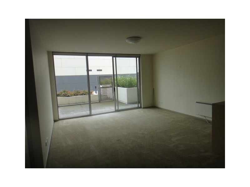 212/60 Speakmen Street, Kensington VIC 3031