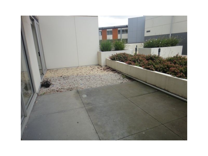 212/60 Speakmen Street, Kensington VIC 3031