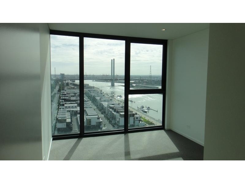 1806/1 Point Park Crescent, Docklands VIC 3008