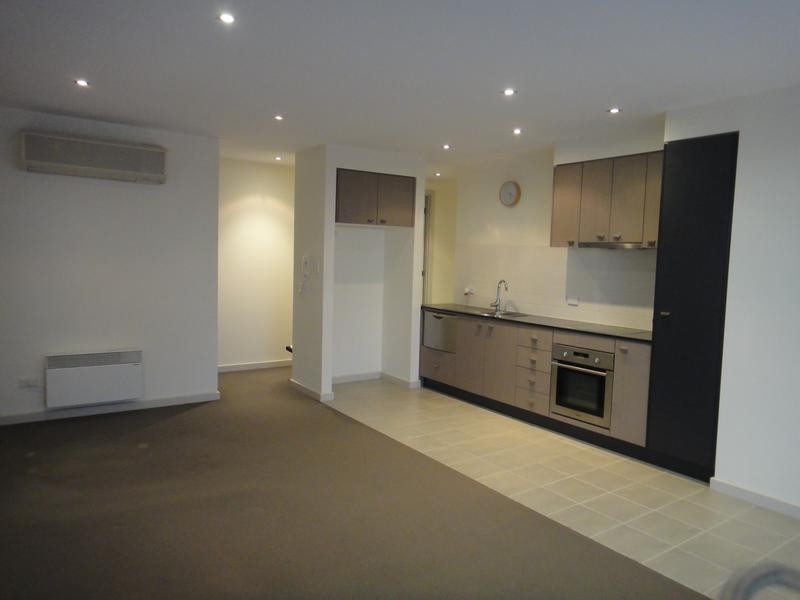 16/114 Mason Street, Newport VIC 3015