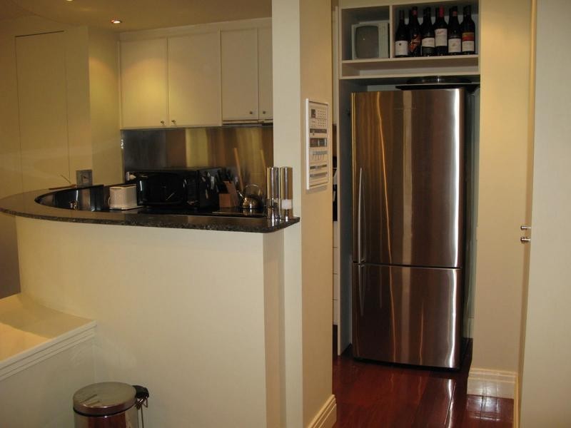 3B/5 Mill Place, Melbourne VIC 3000