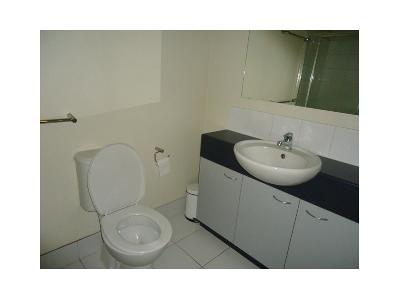 215/528 Swanston Street, Carlton VIC 3053