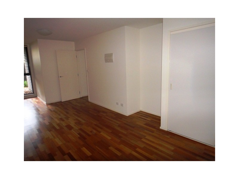 G02/68 Altona Street, Kensington VIC 3031