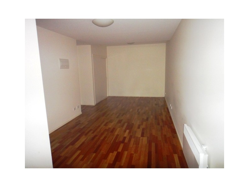 G02/68 Altona Street, Kensington VIC 3031