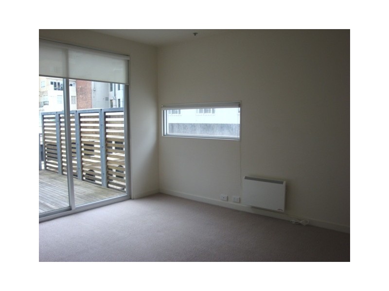 12/4-10 Bank Place, Melbourne VIC 3000