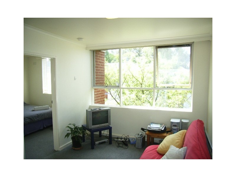 17/2 The Vaucluse, Richmond VIC 3121