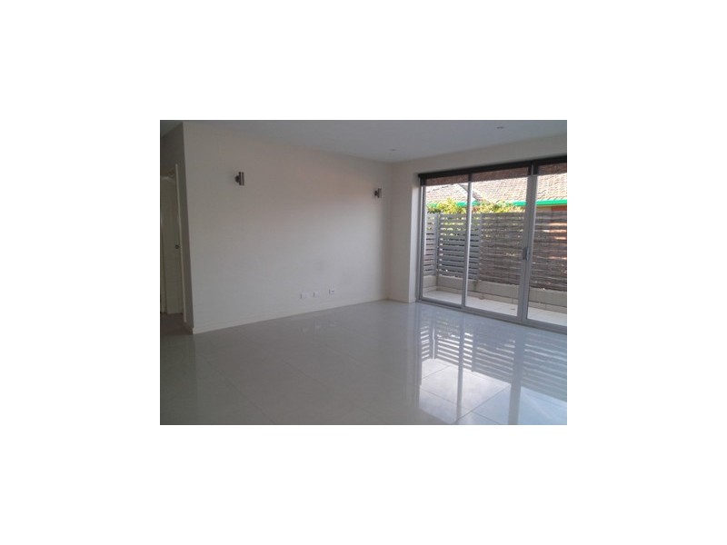 11/16-18 Dene Avenue, Malvern East VIC 3145