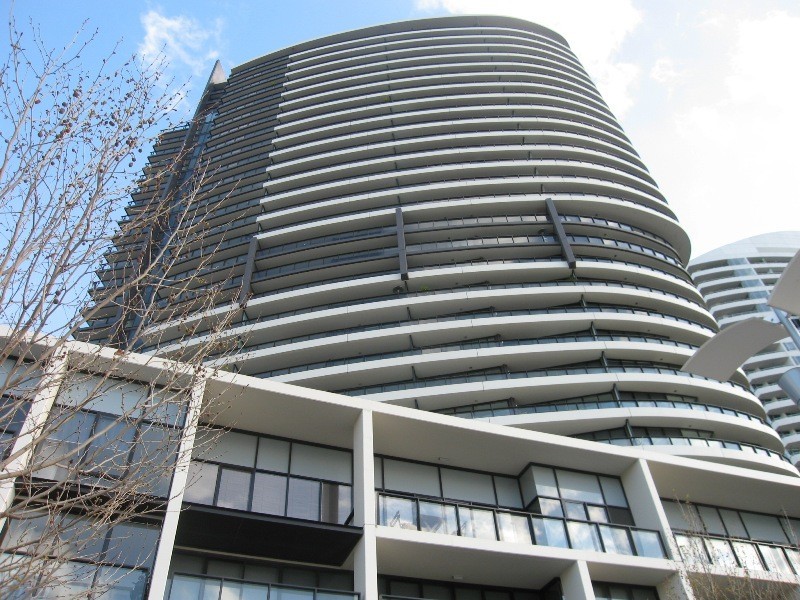 403/66 River Esplanade, Docklands VIC 3008