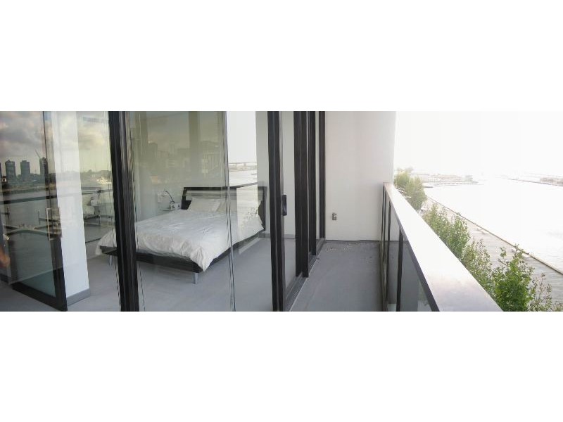 403/66 River Esplanade, Docklands VIC 3008