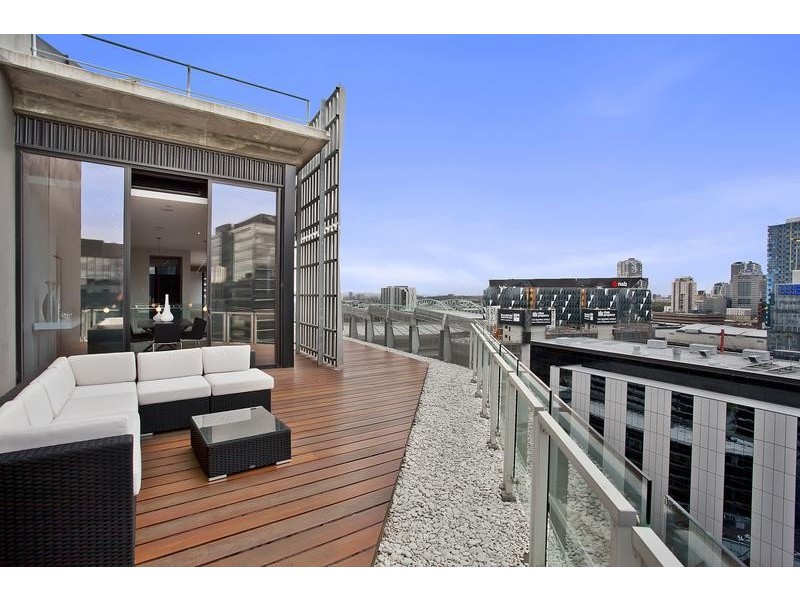 1803/8 Waterview Walk, Docklands VIC 3008