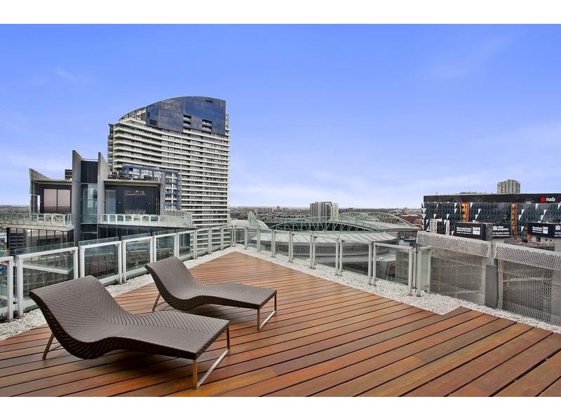 1803/8 Waterview Walk, Docklands VIC 3008