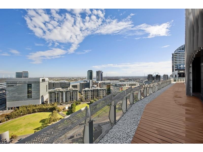 1803/8 Waterview Walk, Docklands VIC 3008