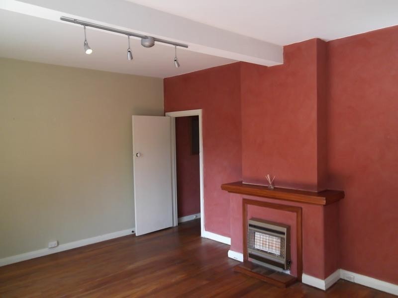 9/17 Queens Road, Melbourne VIC 3004