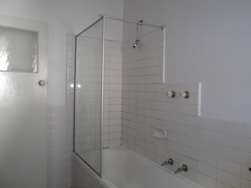 9/17 Queens Road, Melbourne VIC 3004
