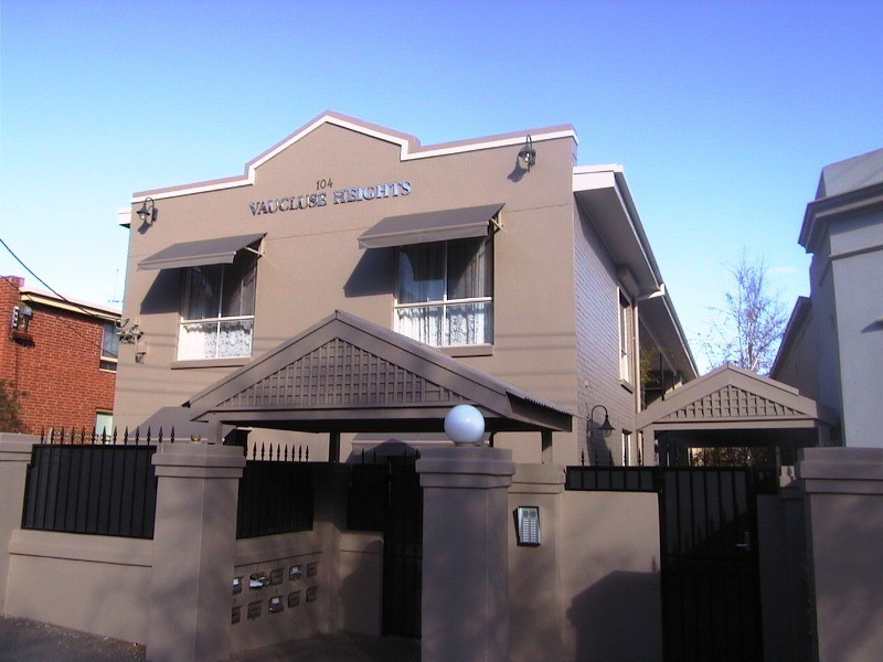 13/104 Rowena Parade, Richmond VIC 3121