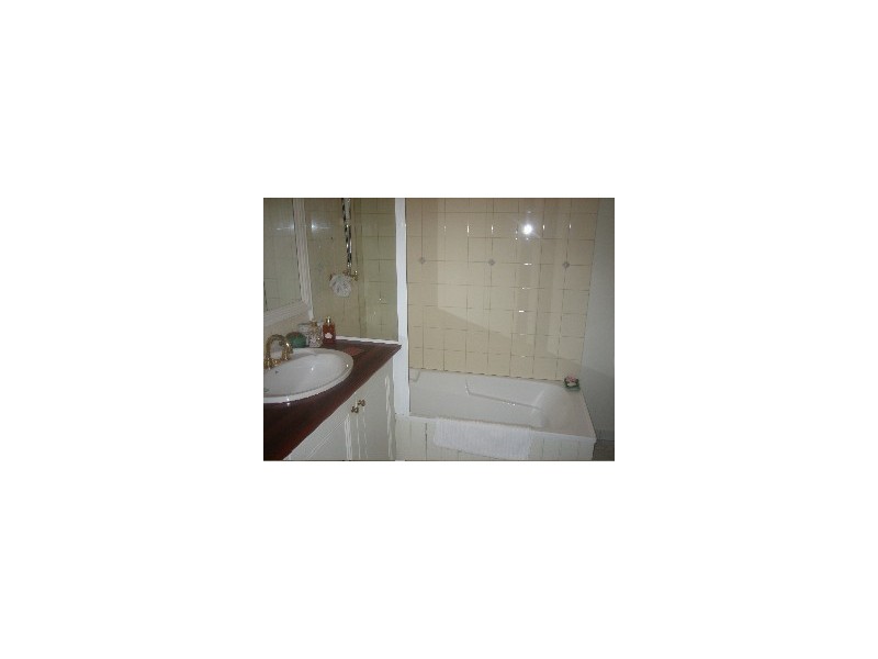 12/174 George Street, East Melbourne VIC 3002