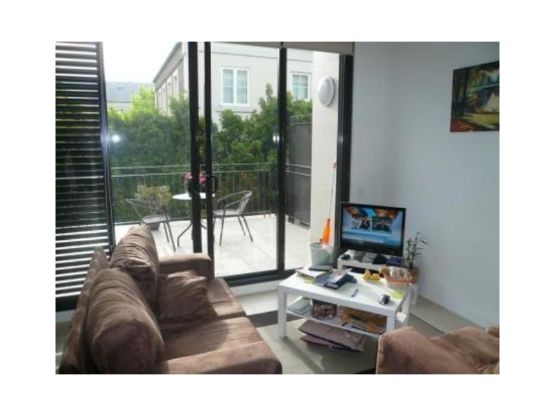 108/33 Cliveden Close, East Melbourne VIC 3002