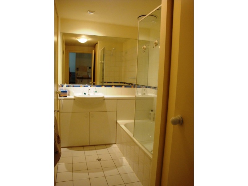 64/1 Riverside Quay, Southbank VIC 3006