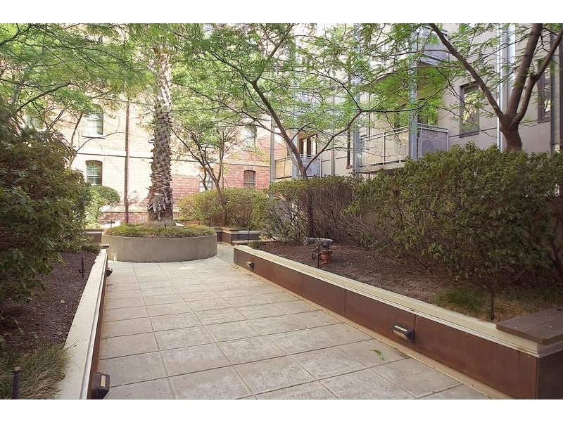 64/1 Riverside Quay, Southbank VIC 3006