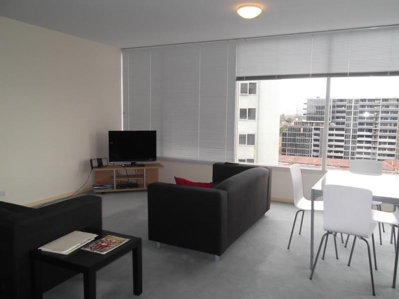 1103/82 Queens Road, Melbourne VIC 3004