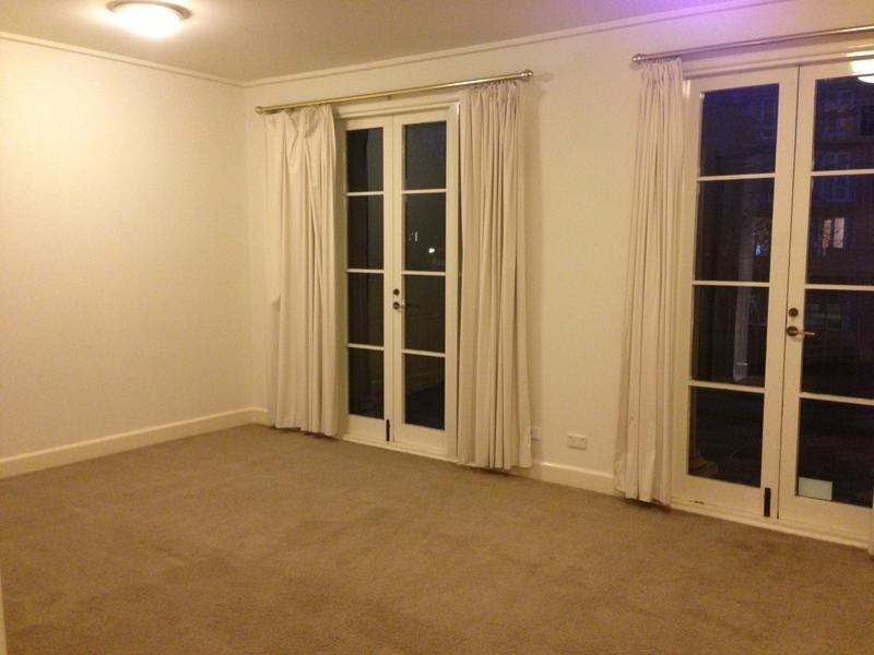 2/8 Wellington Crescent, East Melbourne VIC 3002