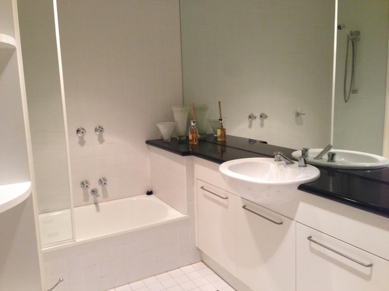 2/8 Wellington Crescent, East Melbourne VIC 3002