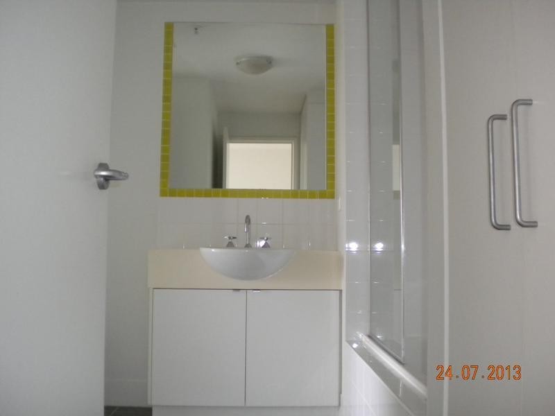 1702/8 Dorcas Street, South Melbourne VIC 3205