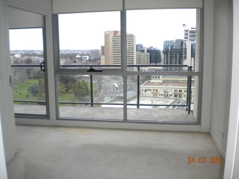 1702/8 Dorcas Street, South Melbourne VIC 3205