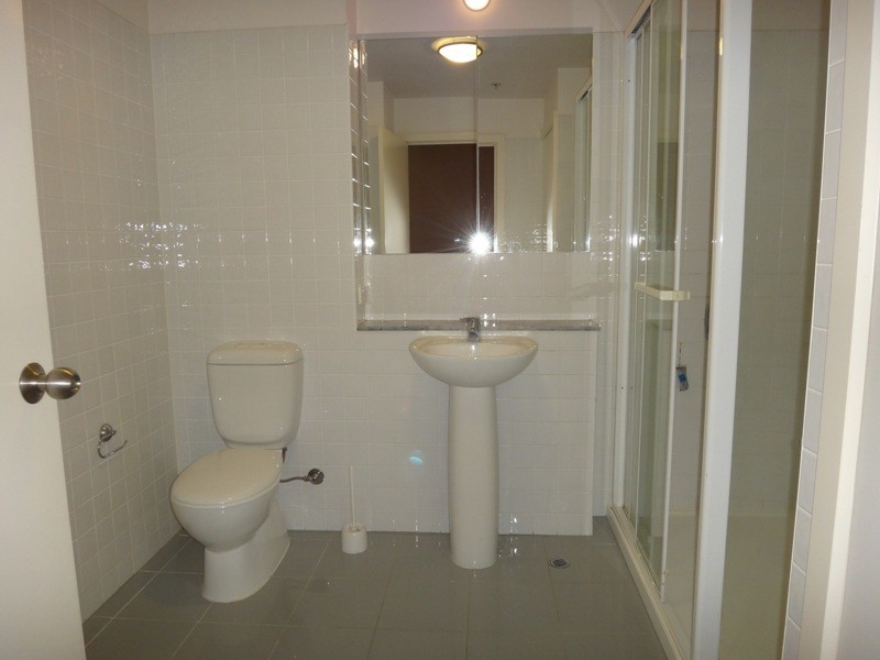 2107/250 Elizabeth Street, Melbourne VIC 3000