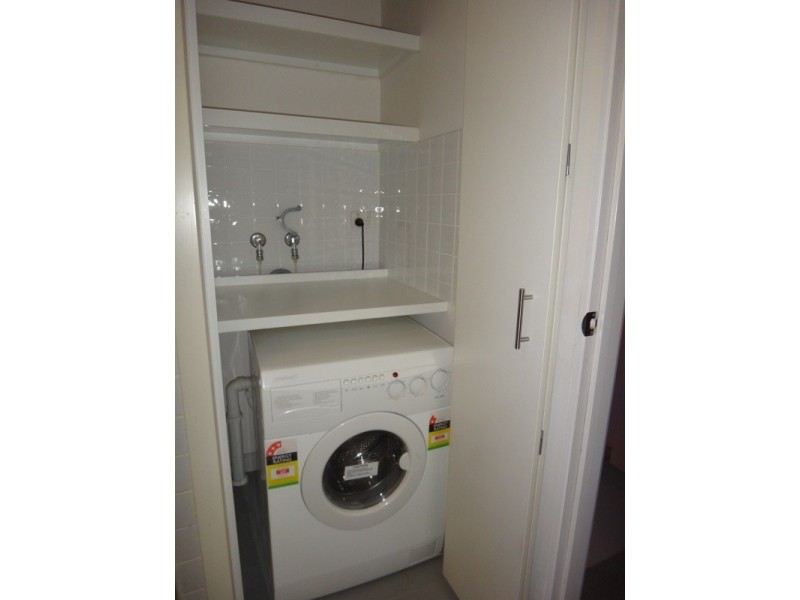 2107/250 Elizabeth Street, Melbourne VIC 3000