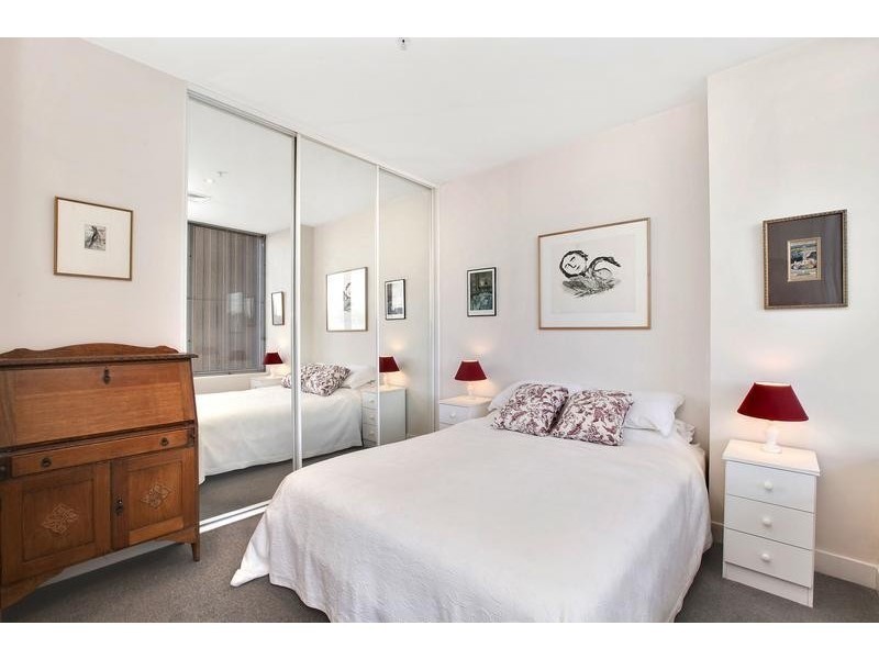 1006/325 Collins Street, Melbourne VIC 3000