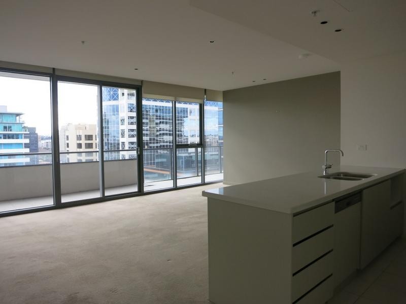 1003/55 Queens Road, Melbourne VIC 3004