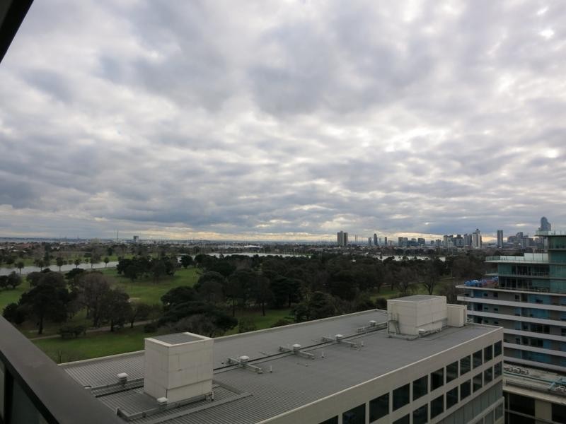 1003/55 Queens Road, Melbourne VIC 3004