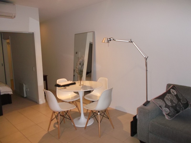 203/33 Cliveden Close, East Melbourne VIC 3002