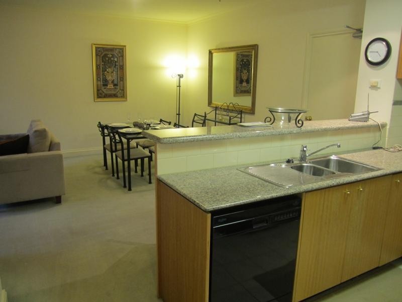 4/8 Wells Street, Southbank VIC 3006