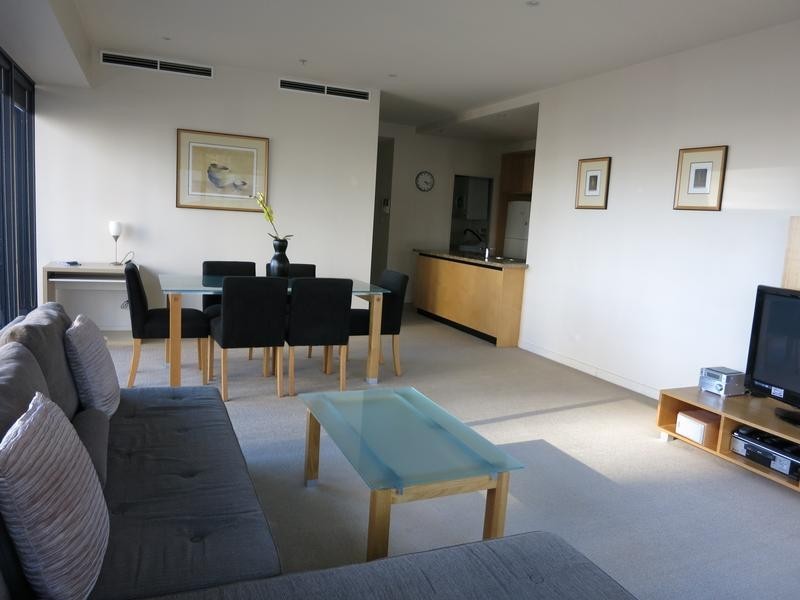 713/80 Clarendon Street, Southbank VIC 3006