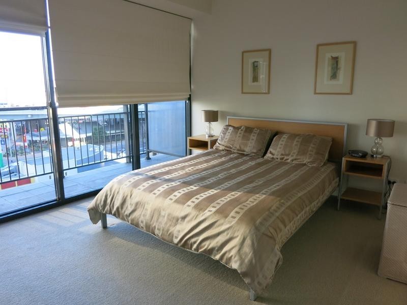 713/80 Clarendon Street, Southbank VIC 3006