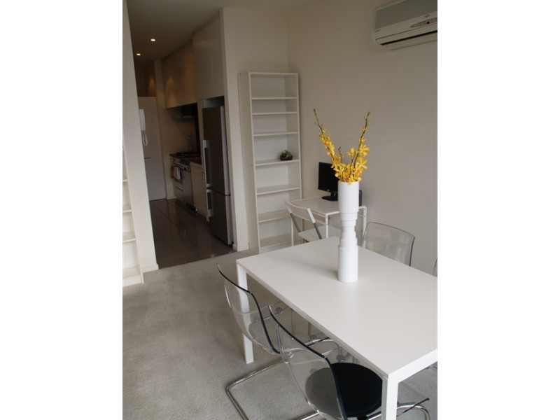 2203/25 Wills Street, Melbourne VIC 3000