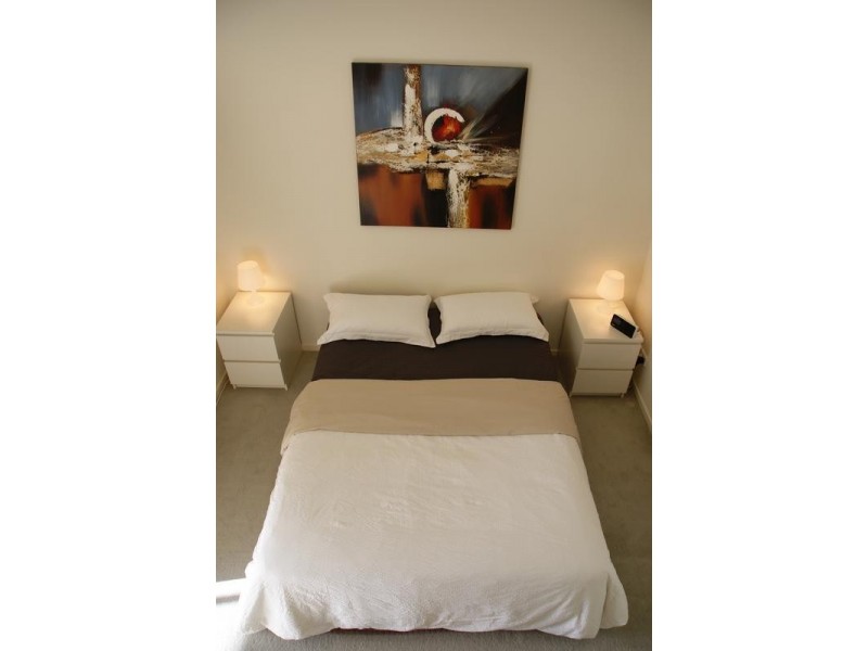 2203/25 Wills Street, Melbourne VIC 3000